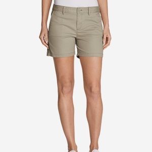 Eddie Bauer Stretch Slightly Curvy Kakhi shorts